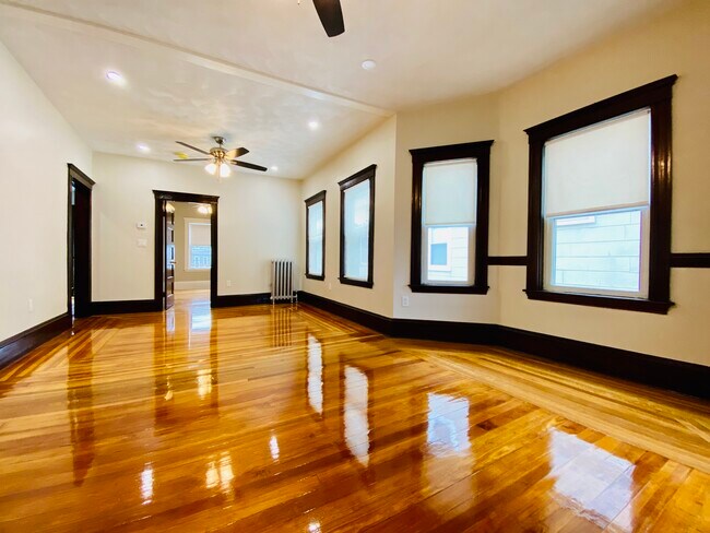 property at 85 Albion St