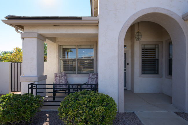 18027 W Udall Dr in Surprise, AZ - Foto de edificio - Building Photo