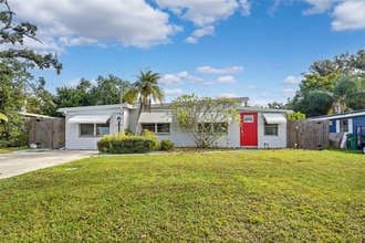 10949 105th St in Largo, FL - Building Photo - Building Photo