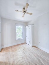 3208 W Beach Ave, Unit 2 in Chicago, IL - Building Photo - Building Photo