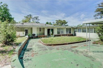 705 E Ohio Ave in DeLand, FL - Building Photo - Building Photo
