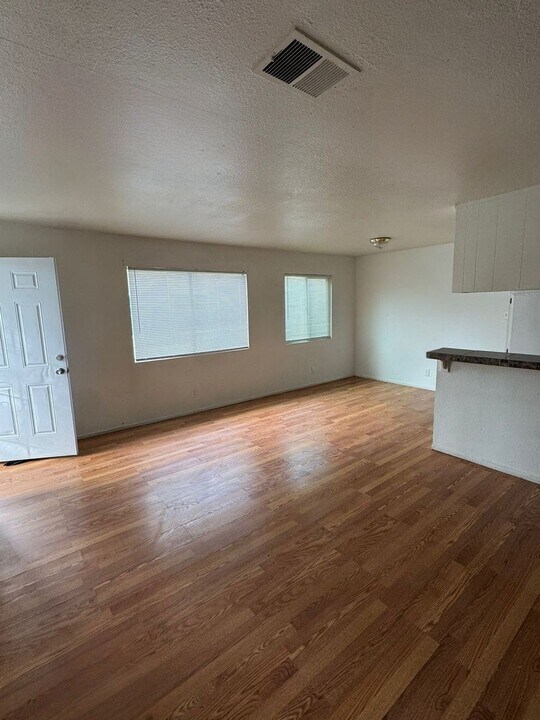 2405 Peppertree Ct in Antioch, CA - Building Photo