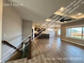 5200 E 61st St in Sioux Falls, SD - Building Photo - Building Photo