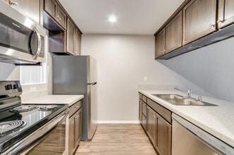 Woodman Village in San Diego, CA - Building Photo - Interior Photo