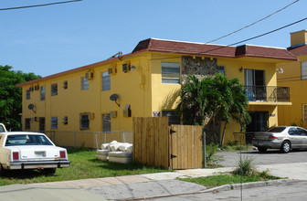 1461 SW 5th St in Miami, FL - Building Photo - Building Photo