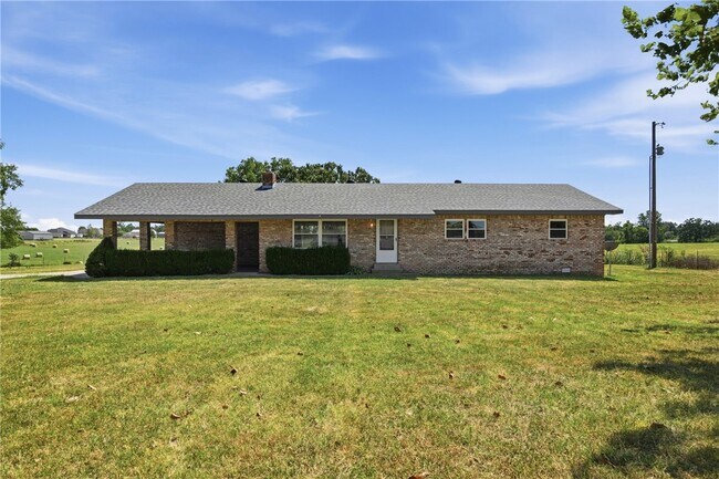 property at 15099 AR-72