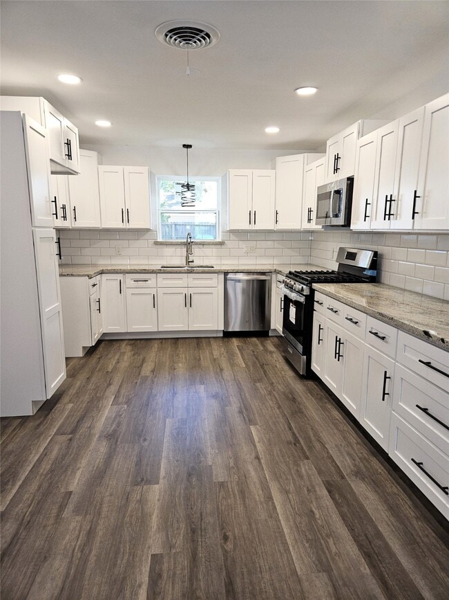 property at 652 6th St