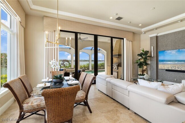 11777 Via Savona Ct