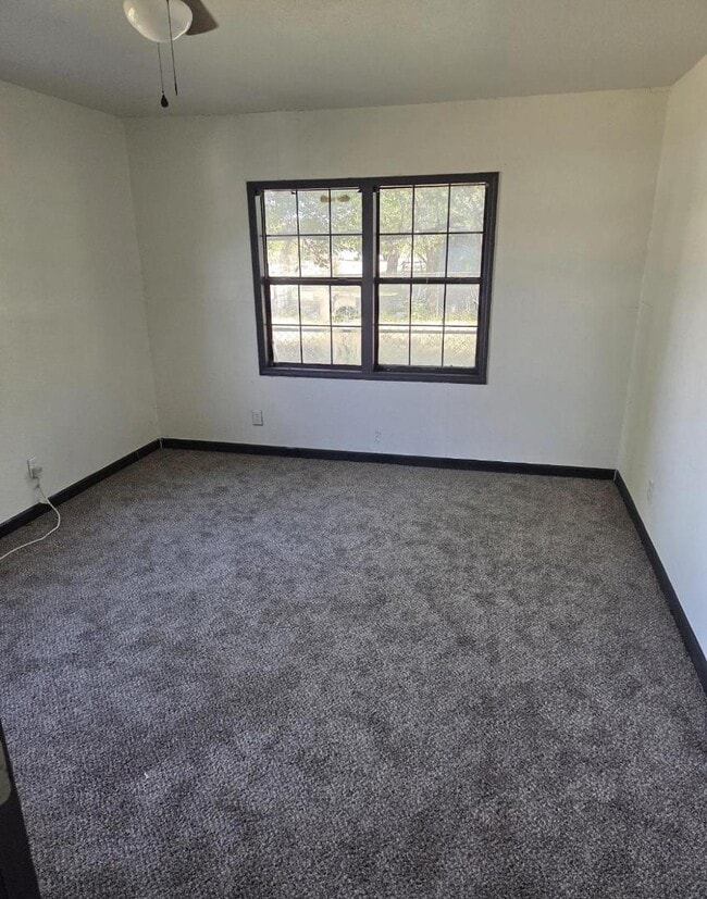 514 Noble St in Perry, OK - Building Photo - Building Photo