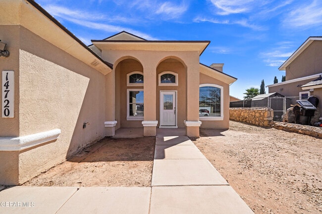 14720 Sand Gate Dr in Horizon City, TX - Building Photo - Building Photo