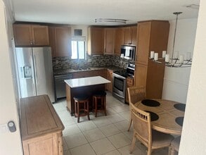 5301 Waterview Cir in Palm Springs, FL - Building Photo - Building Photo