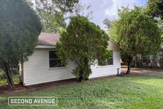 property at 5522 Malmedy Rd