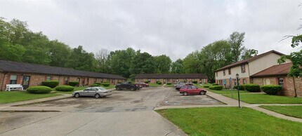 400 Elm St in Leesburg, OH - Building Photo - Building Photo