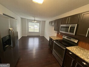 4384 Lockness Ln in Snellville, GA - Building Photo - Building Photo
