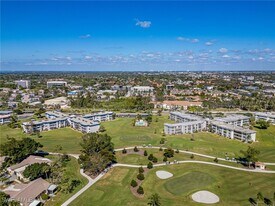 1724 Pine Valley Dr in Ft. Myers, FL - Building Photo