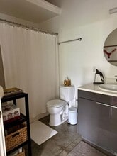 1410 Apartments in Seattle, WA - Building Photo - Interior Photo