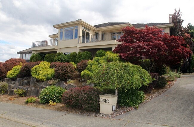 property at 5310 154th Ave SE