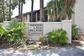 2724 Hidden Lake Blvd in Sarasota, FL - Building Photo - Building Photo