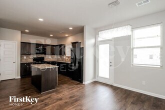 11848 Lovejoy Crossing Blvd in Hampton, GA - Building Photo - Building Photo