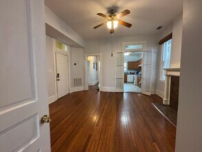 1902 Barnard St, Unit 2 in Savannah, GA - Building Photo - Building Photo