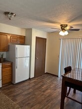 2585-2587 Four Seasons Dr, Unit 2585 in Columbus, OH - Foto de edificio - Building Photo