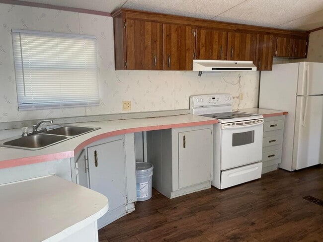 112 Peddy St in Ardmore, OK - Building Photo - Building Photo