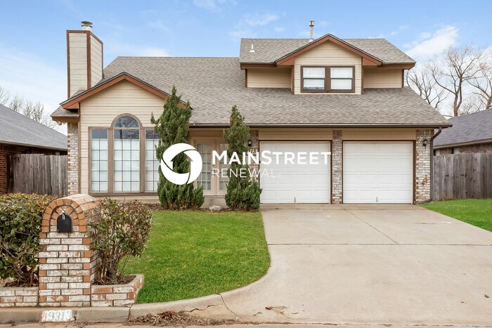 9313 S Land Ave in Oklahoma City, OK - Building Photo