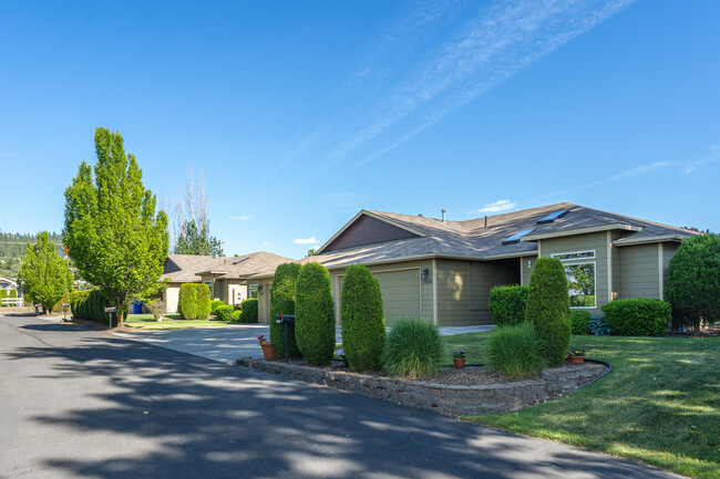 3806-3814 E 57th Ave in Spokane, WA - Building Photo - Building Photo