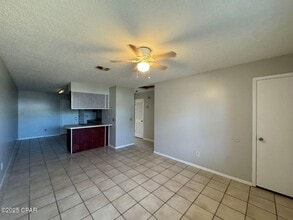 2716 Banyan St in Panama City, FL - Building Photo - Building Photo