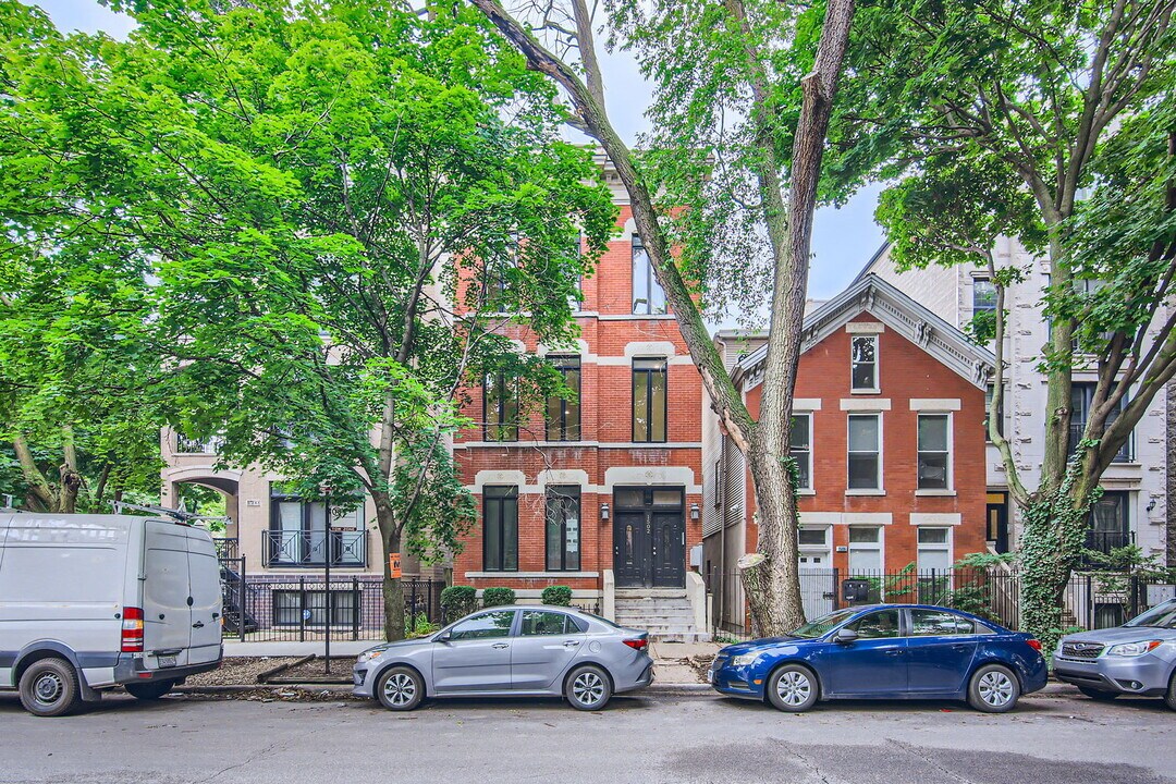 1502 N Hudson Ave, Unit 3 in Chicago, IL - Foto de edificio
