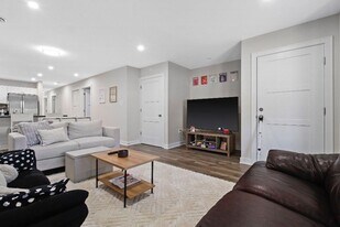 1709 W State St in Milwaukee, WI - Building Photo