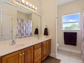 2396 Palm Harbor Dr in Fort Walton Beach, FL - Building Photo - Building Photo