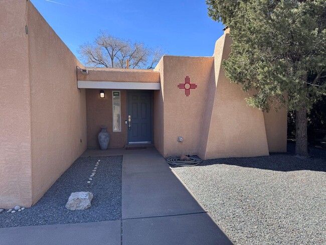 1205 Sasebo St NE in Albuquerque, NM - Building Photo - Building Photo