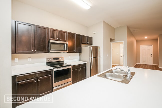 2919 5th St SW in Lehigh Acres, FL - Foto de edificio - Building Photo