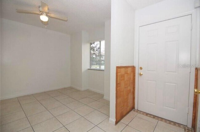 2332 Huntington Green Ct in Orlando, FL - Building Photo - Building Photo