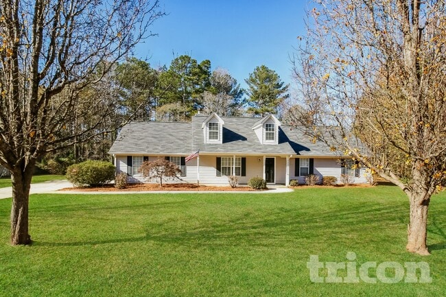 3023 Ryan Rd in Locust Grove, GA - Building Photo - Building Photo