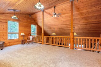 55823 Wood Duck Dr in Bend, OR - Building Photo - Building Photo