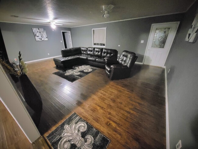 property at 315 Eustis Ln