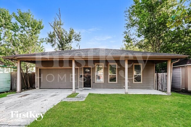 property at 4911 Hull St