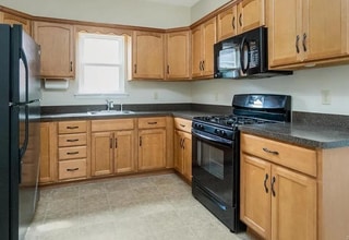 603 Lechauweki Ave in Fountain Hill, PA - Building Photo - Building Photo