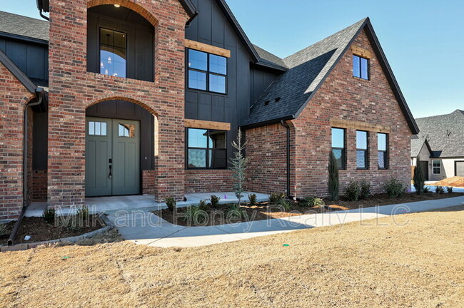 1045 Collis Wy in Newcastle, OK - Foto de edificio - Building Photo