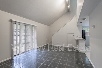 26620 Primrose Ct in Pointblank, TX - Building Photo - Building Photo