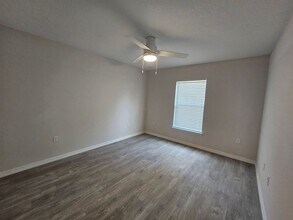 23 Rosecroft Ln in Palm Coast, FL - Building Photo - Building Photo