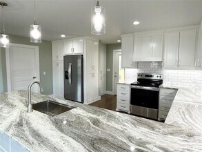 102 Colorado St in Sulphur Springs, TX - Building Photo - Building Photo