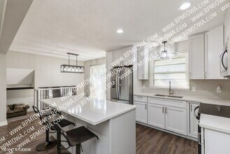 513 NW 9th St in Ankeny, IA - Building Photo - Building Photo