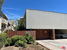 1412 Brockton Ave in Los Angeles, CA - Building Photo