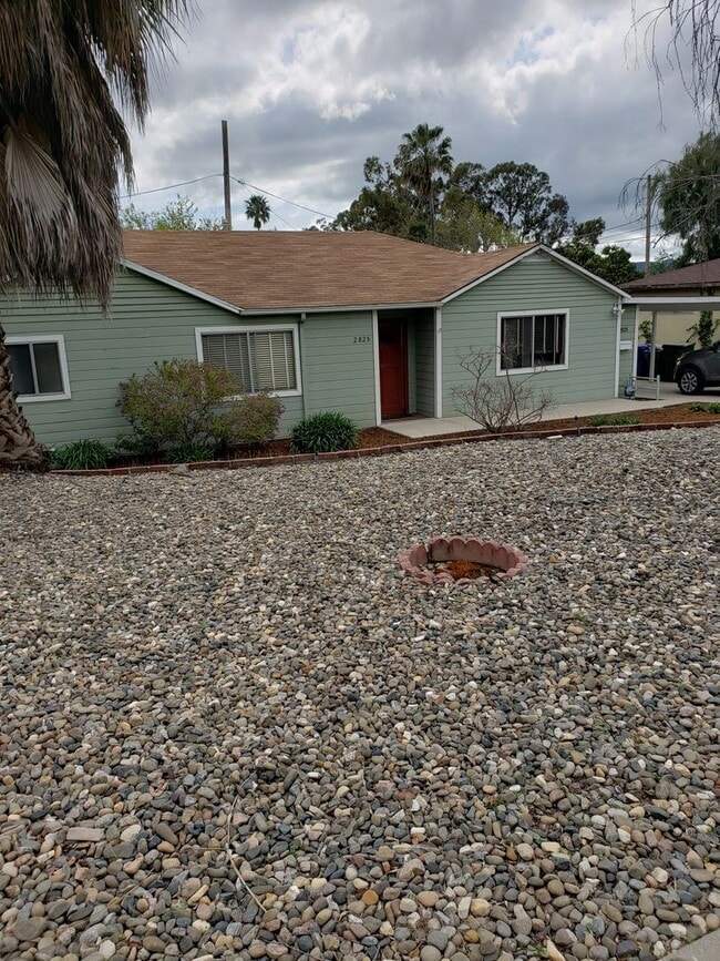 property at 2825 Johnson Ave