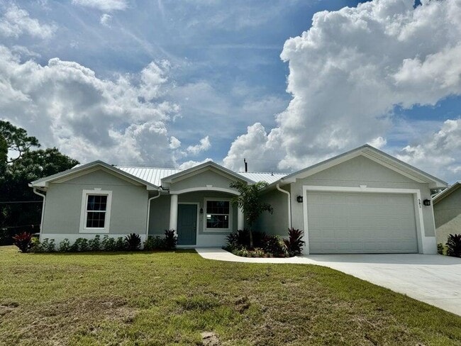 property at 581 SE 36th Terrace