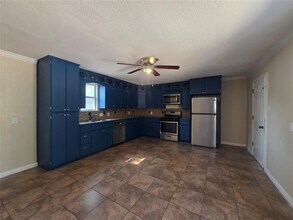 3106 Fallwell Ln in Austin, TX - Building Photo - Building Photo