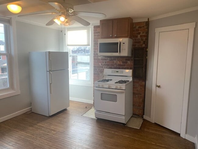 5212 Coral St in Pittsburgh, PA - Building Photo - Building Photo